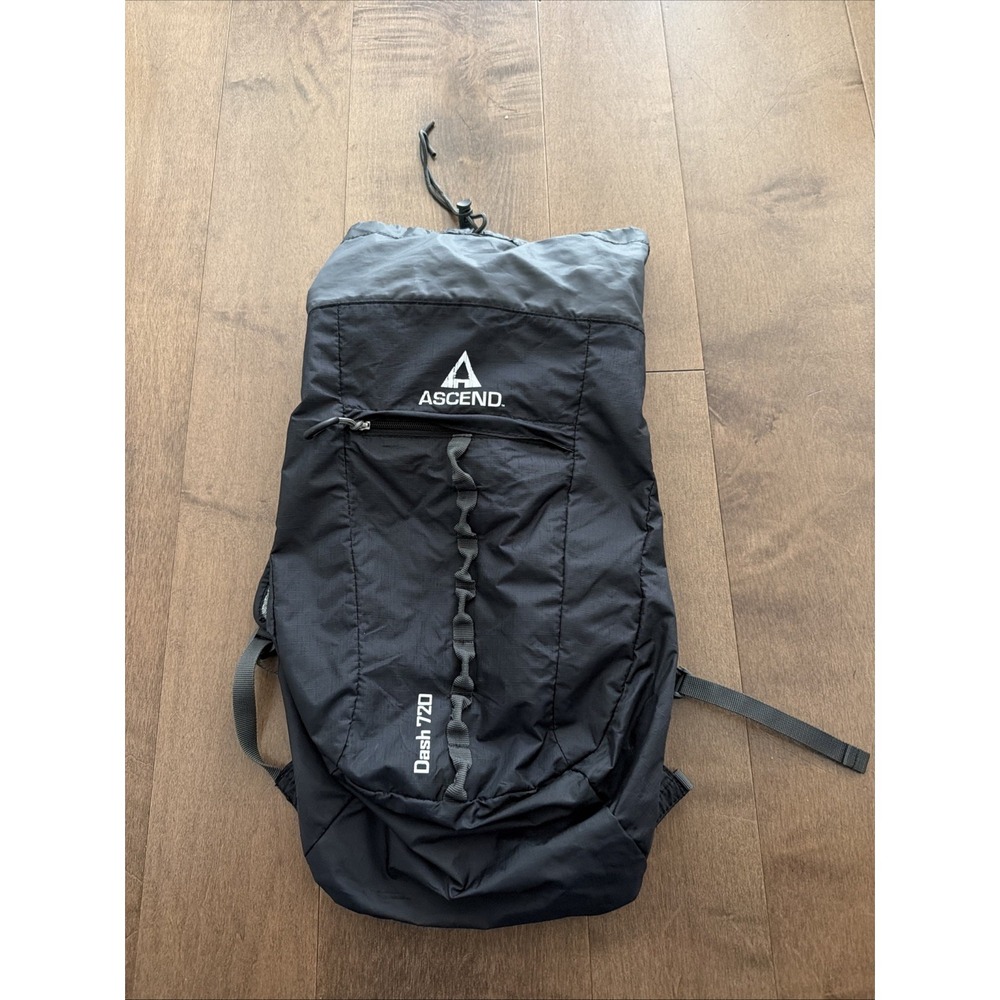 Ascend Dash 720 Backpack Black Packable Lightweight Hiking Camping Used